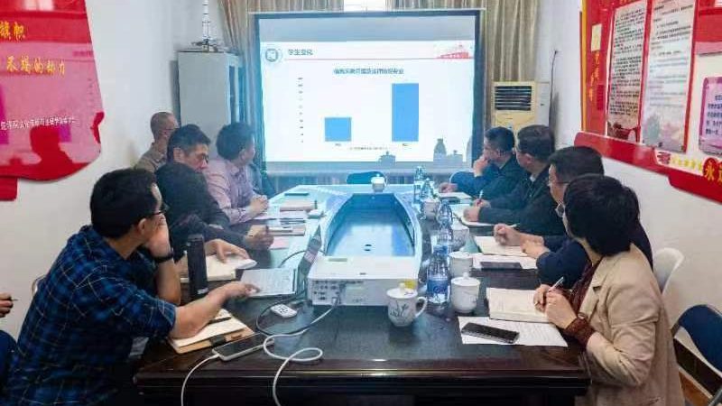 媒介投放面试问题：如何精准把握行业脉搏？**